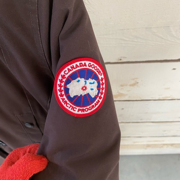 Canada goose winter Jacket - Picture 3 of 7